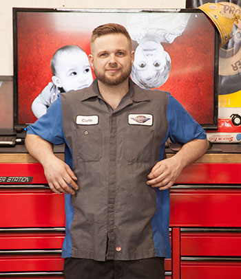 Curtis-technician-thumb | Placentia Super Service