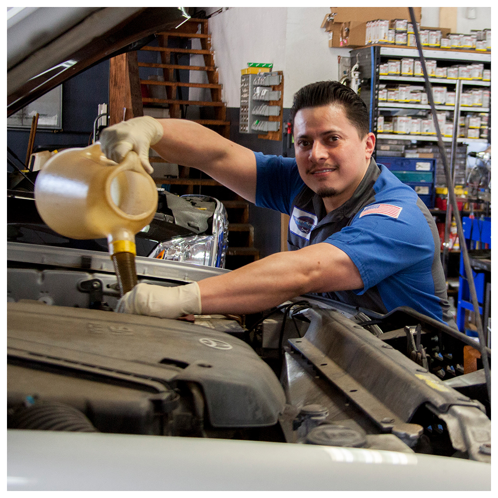 placentia-super-service-staff-mechanic5 | Placentia Super Service 